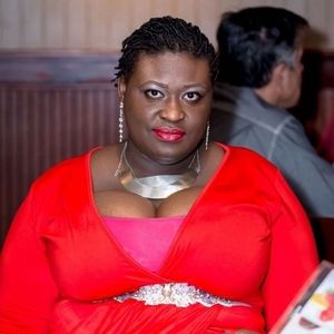 Meet your Posher, Reticia